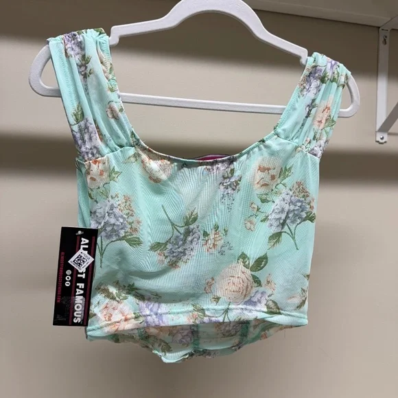 Almost Famous Floral Corset-Style Crop Top - Size M - NWT - Picture 3 of 5